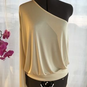 One shoulder and open sleeve cream silky blouse